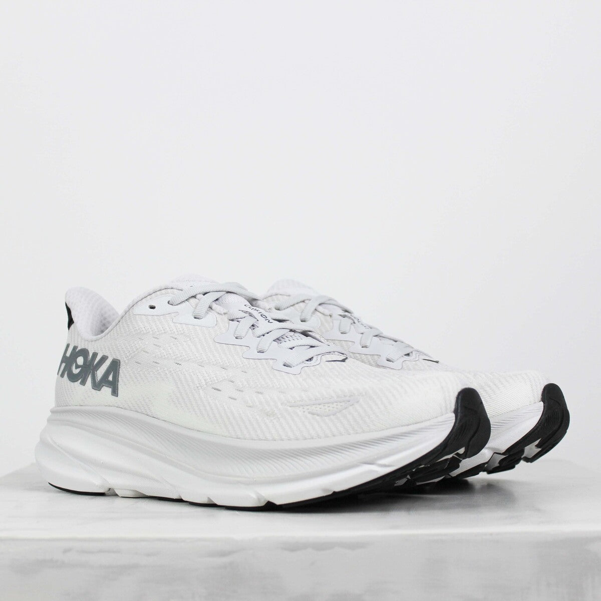Tênis Hoka M Clifton 9 Branco