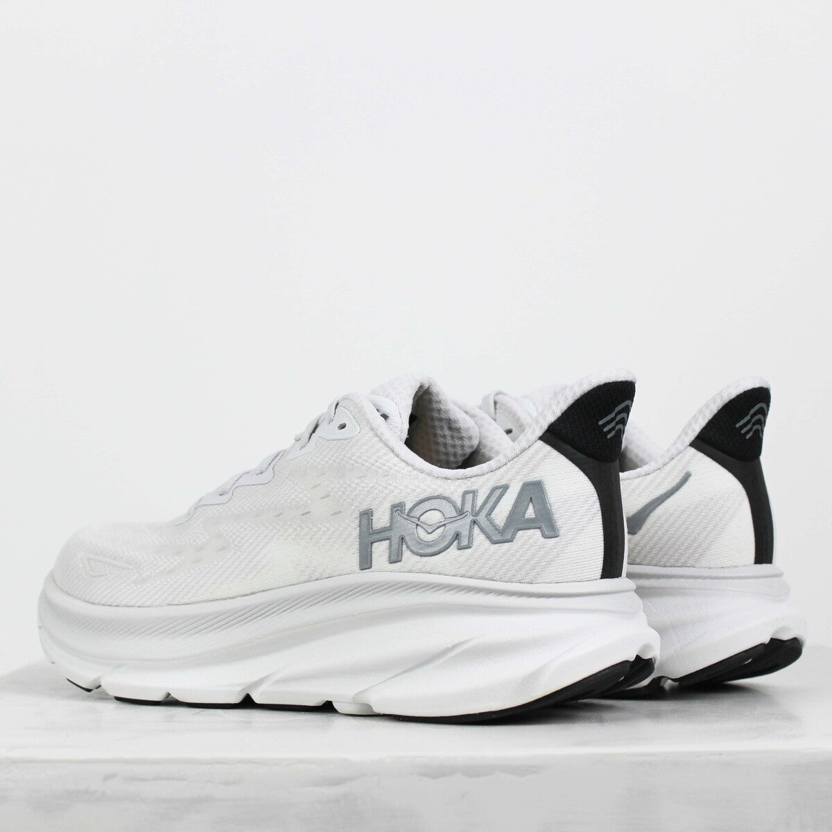 Tênis Hoka M Clifton 9 Branco