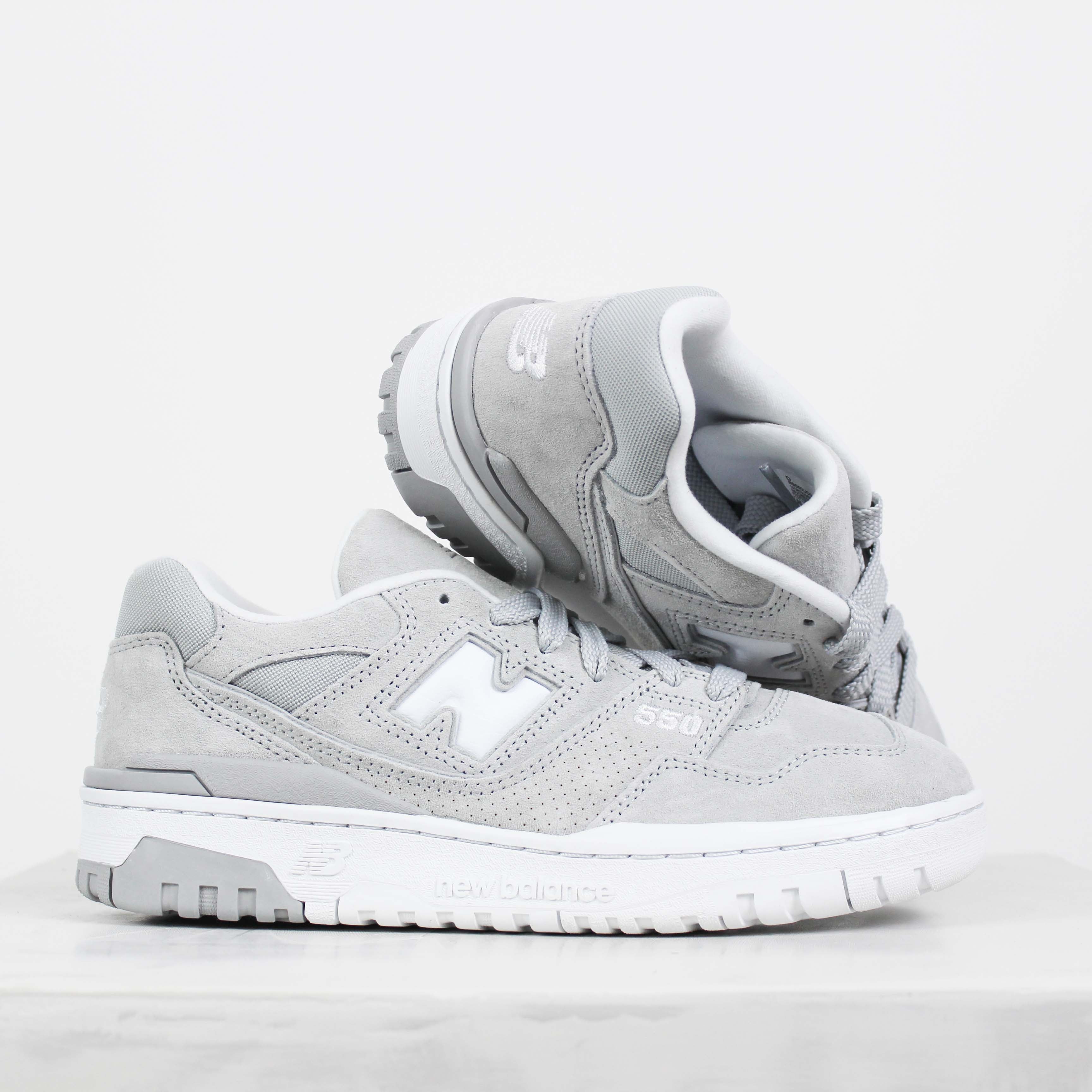 Tênis New Balance 550 Cinza