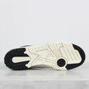 Tênis New Balance 550 Bege Claro Preto