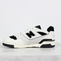 Tênis New Balance 550 Bege Claro Preto
