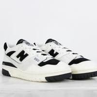 Tênis New Balance 550 Bege Claro Preto