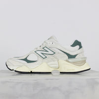 Tênis New Balance 9060 Off White Green