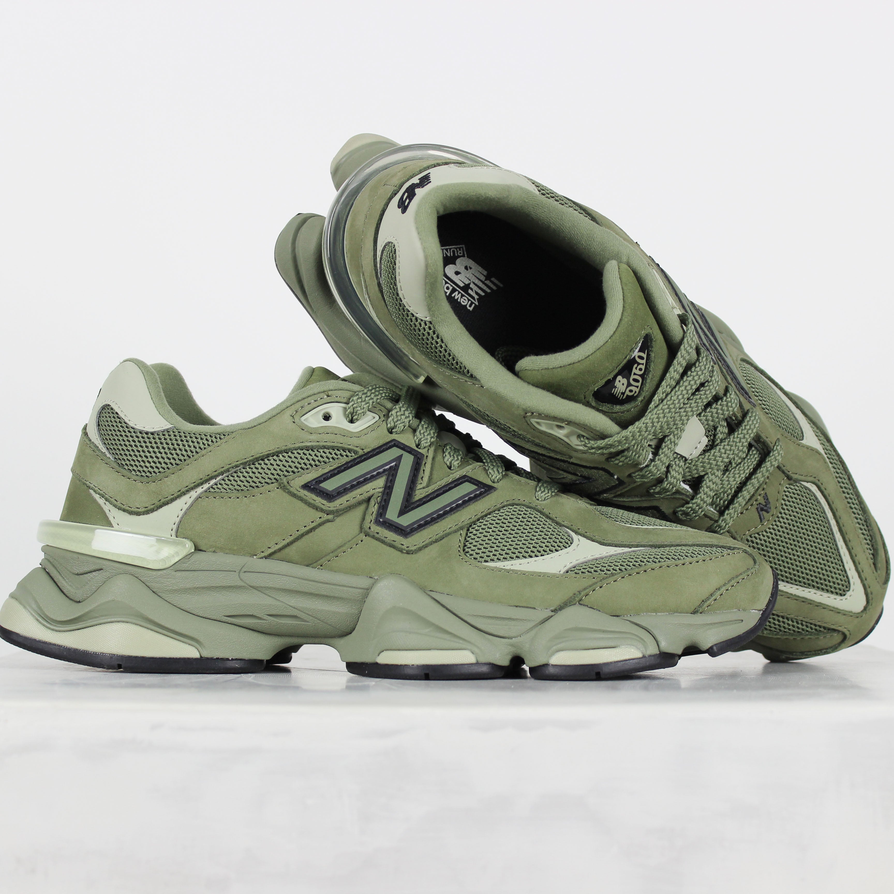 Tênis New Balance 9060 Verde Dark Olivine