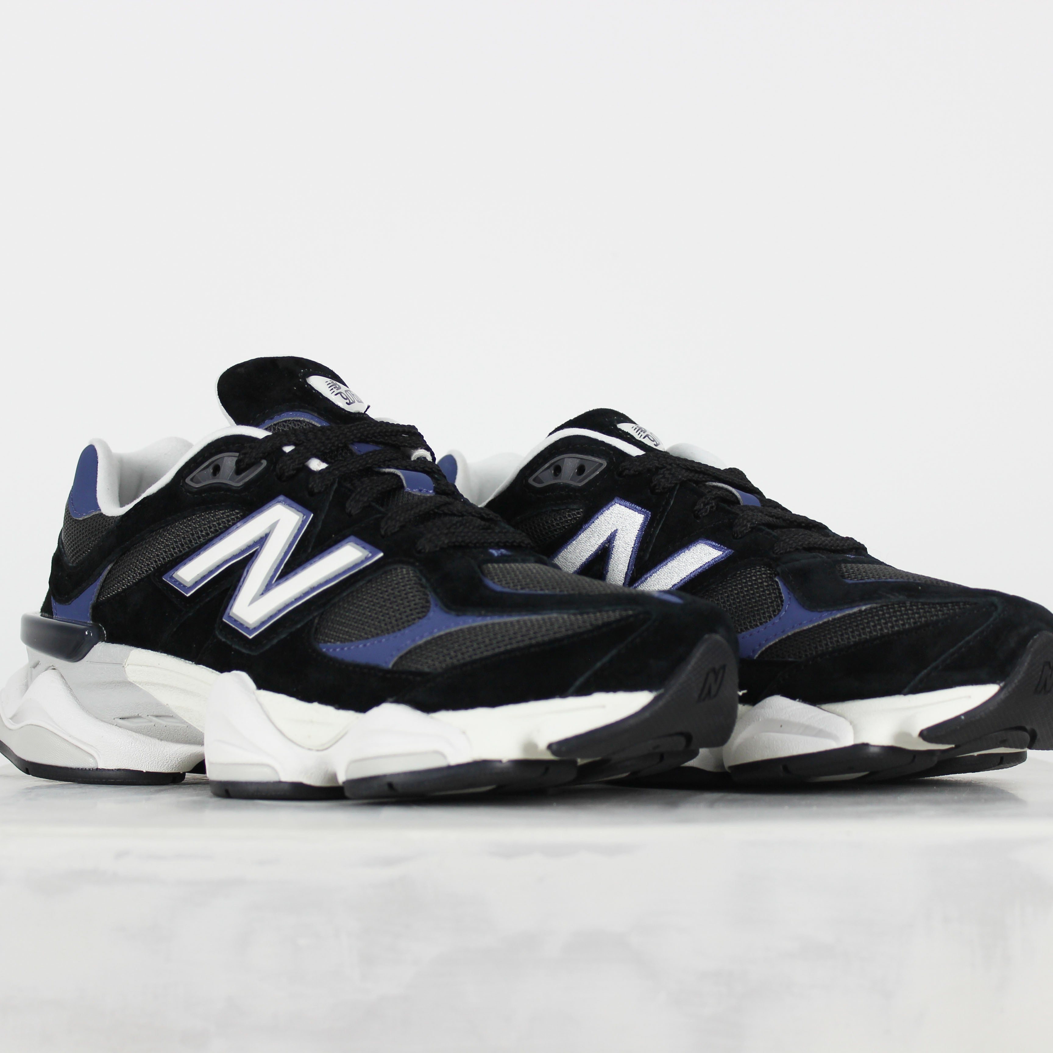 Tênis New Balance 9060 Black Blue