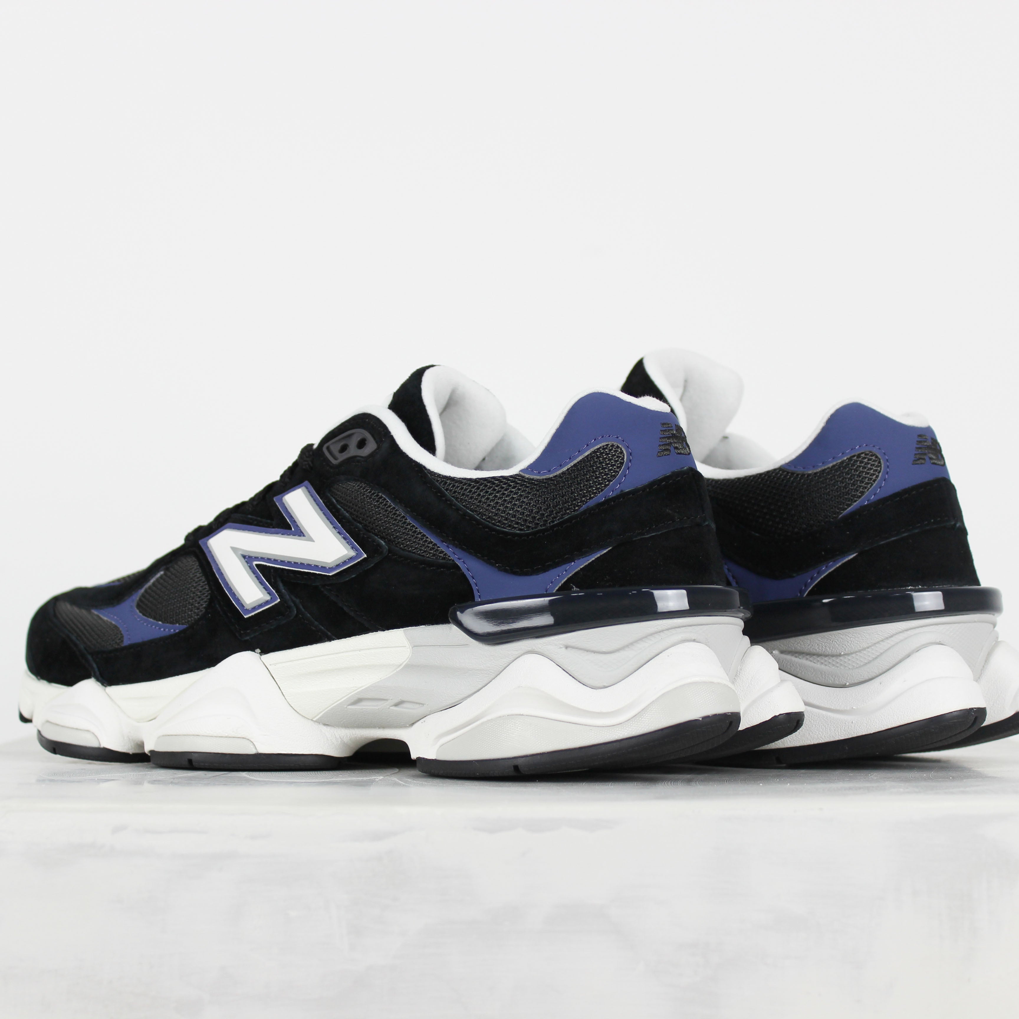 Tênis New Balance 9060 Black Blue