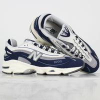 Tênis New Balance M1000 Bege Claro Marinho