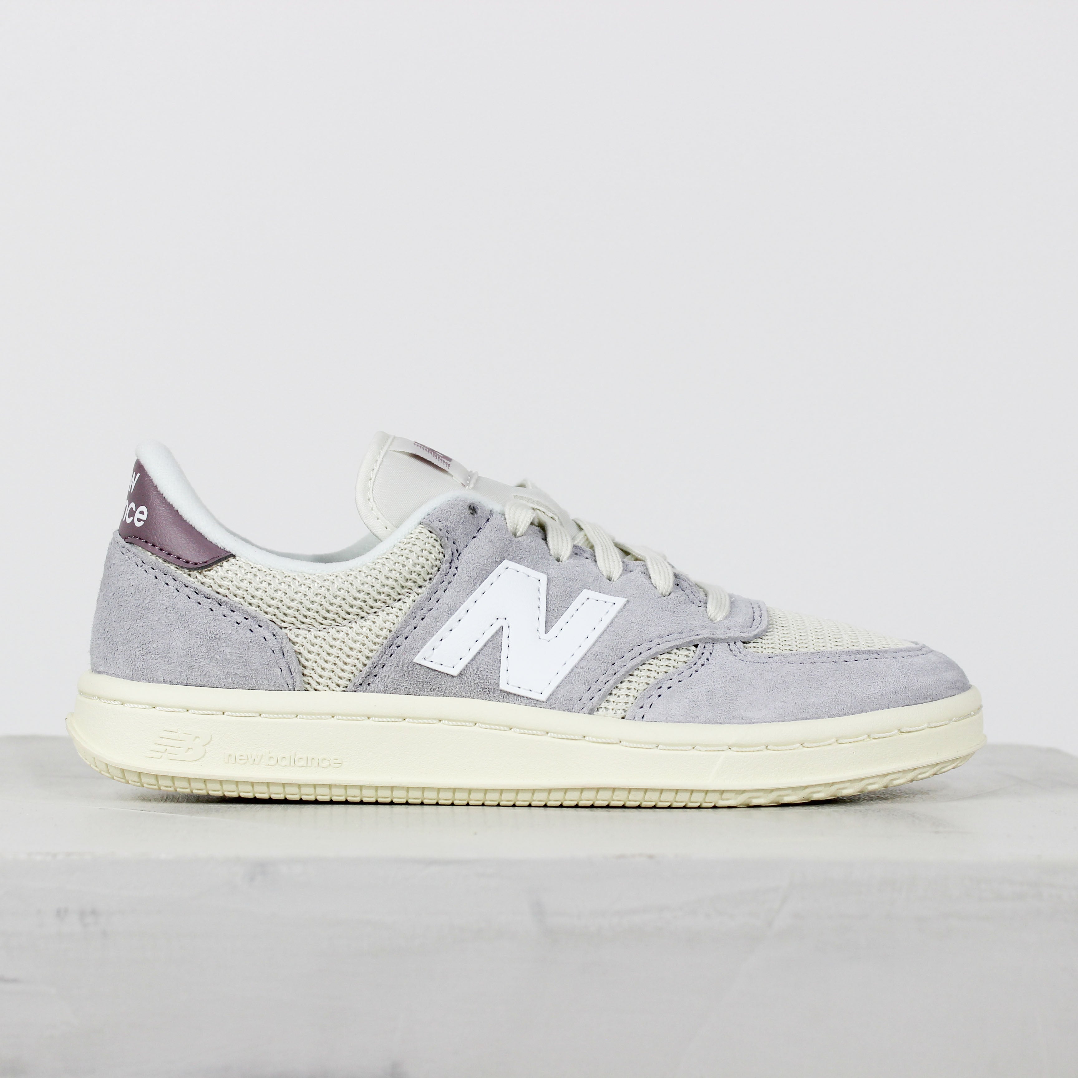 Tênis New Balance CT500 Lilas Branco Off