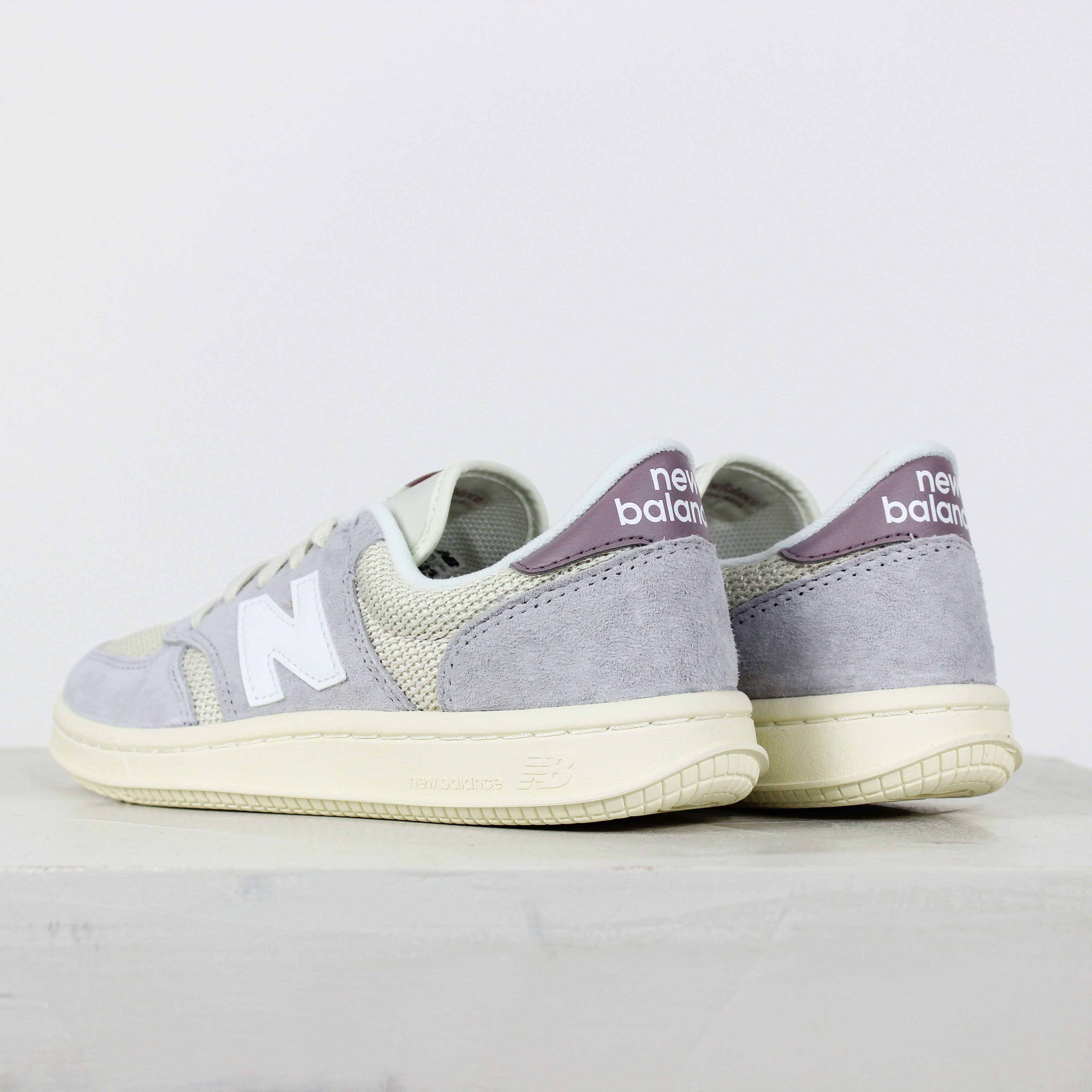 Tênis New Balance CT500 Lilas Branco Off