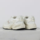 Tênis New Balance 725 Bege Claro Melão