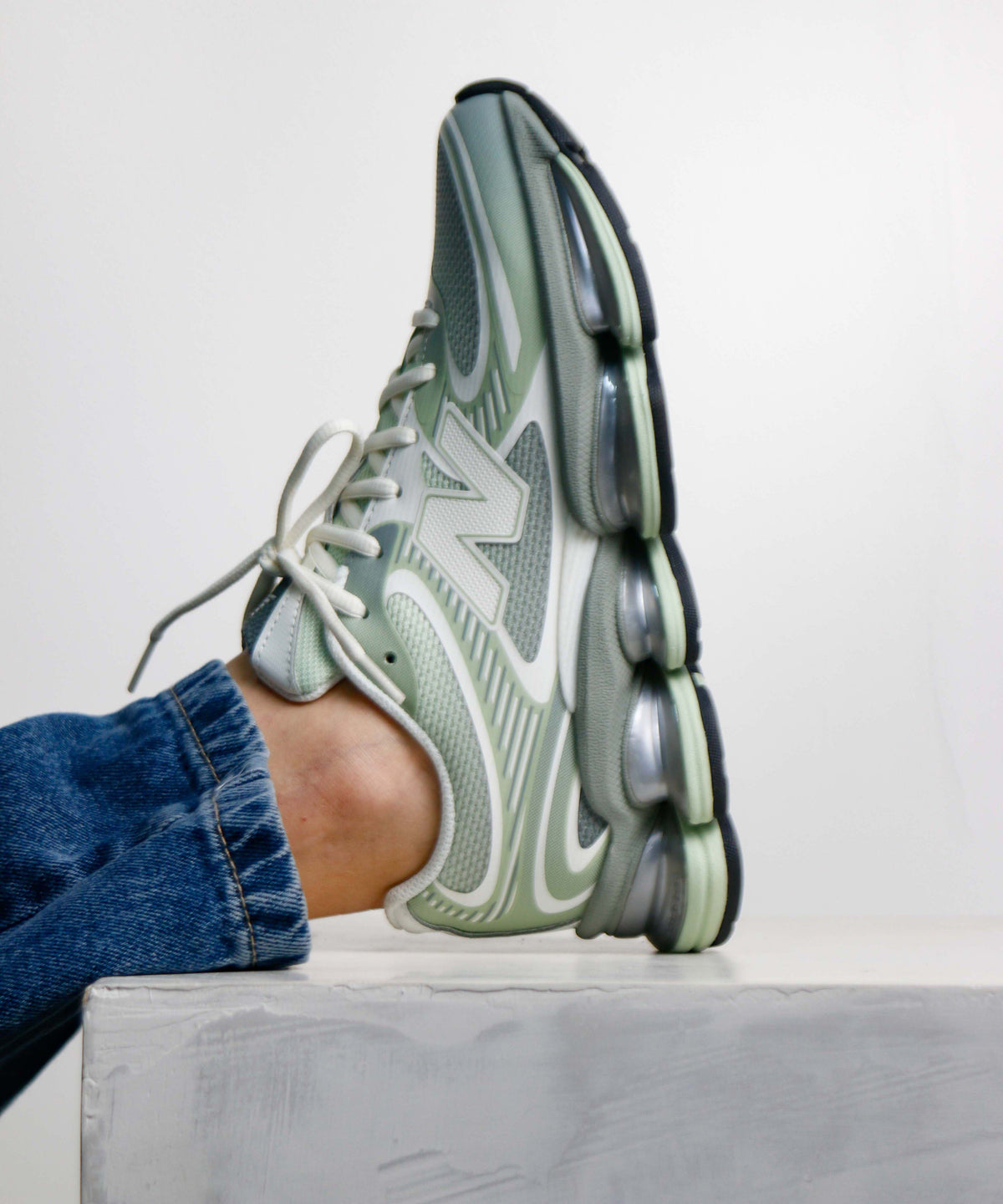 Tênis New Balance 2000 ABZORB Unissex Verde