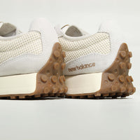 Tênis New Balance 327V1 Feminino Bege