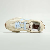 Tênis New Balance 327 Feminino Bege Azul Claro