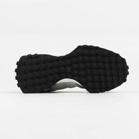 Tênis New Balance 327v1 Prata