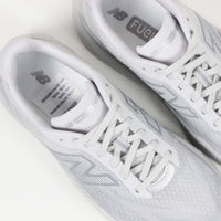 Tênis Masculino New Balance FuelCell Rebel v4 Cinza Prata