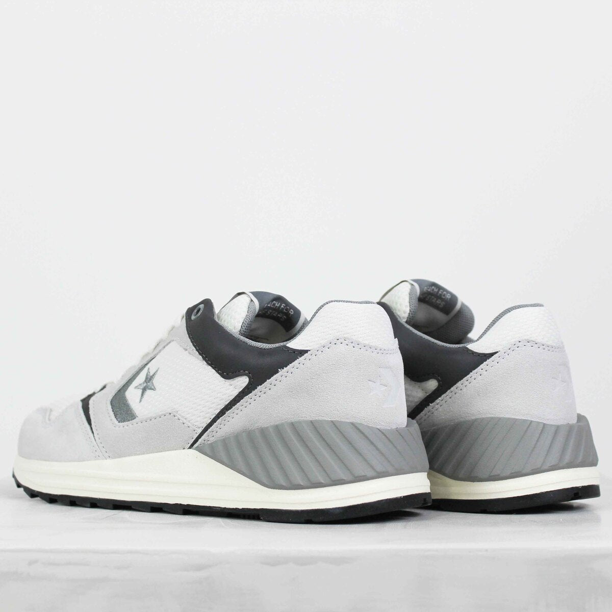 Tênis Converse Wave Trainer Vintage White Egret Classic