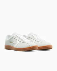 Tênis Converse Classic Trainer Suede Moonbathe White Gum