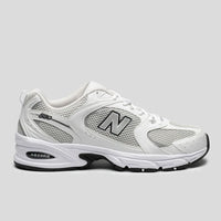 Tenis Nb 530 Unissex Branco Prata