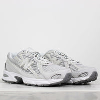 Tênis New Balance 740 Cinza