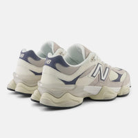 Tênis New Balance 9060 Bege Marinho