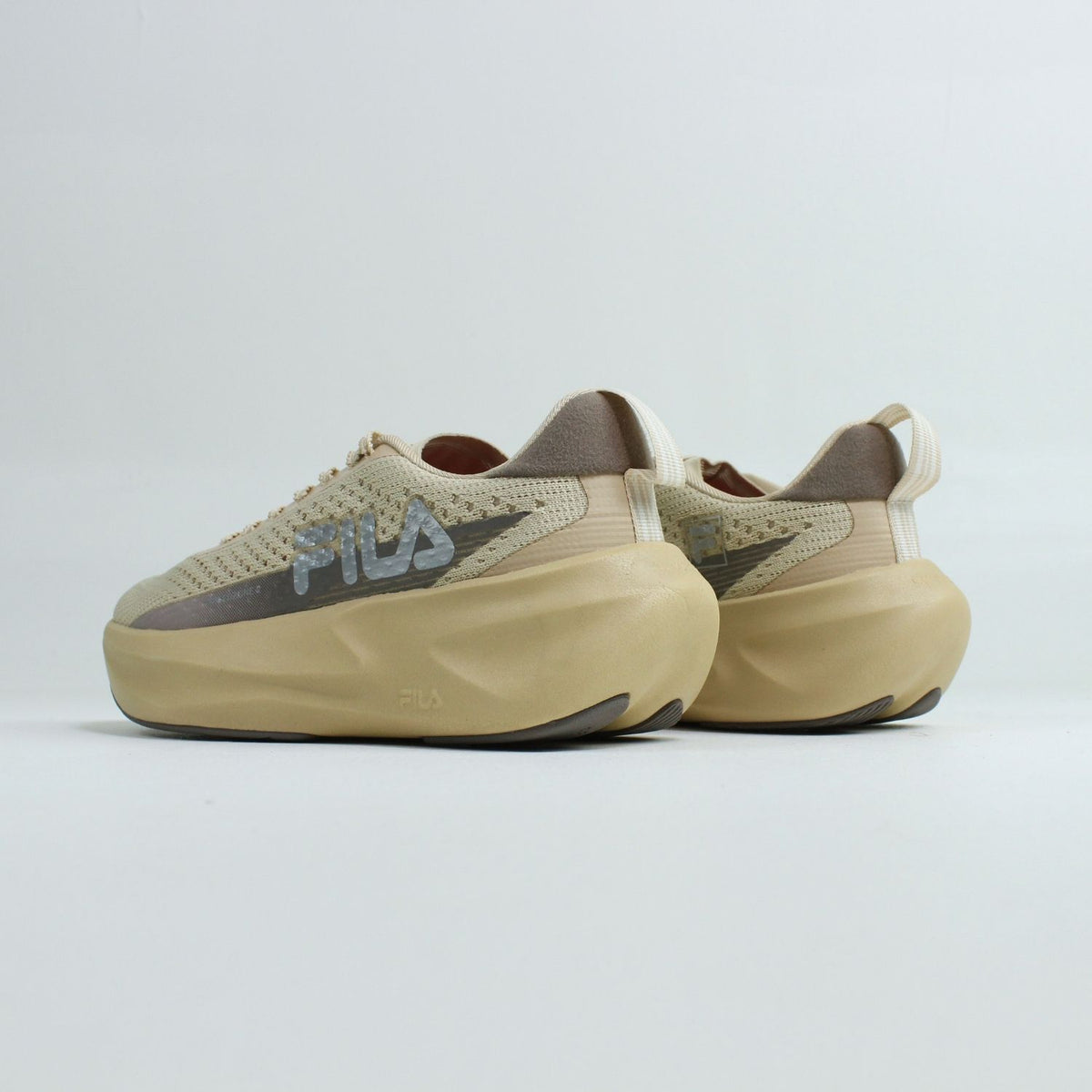 Tenis Fila Speedzone 2 Feminino Bege Oliva