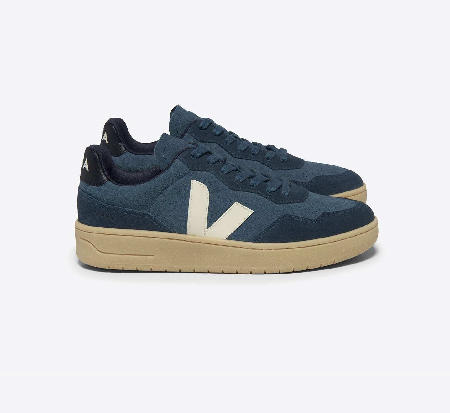 Tênis Veja V-90 Suede California Pierre
