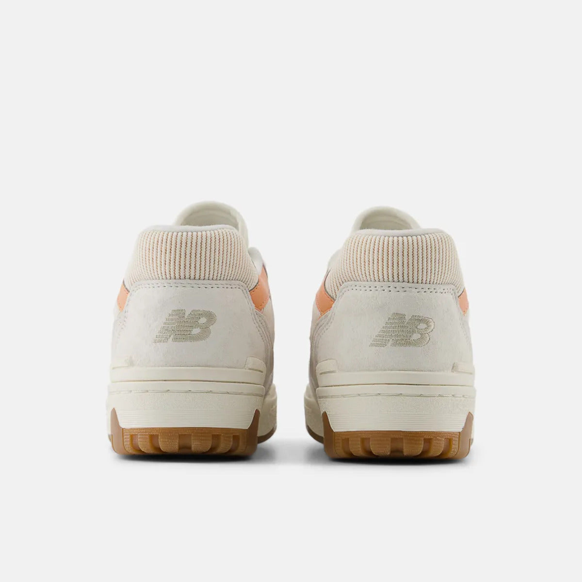 Tênis New Balance 550 Bege Claro Coral