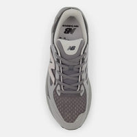 Tênis New Balance Fresh Foam Trainer Cinza