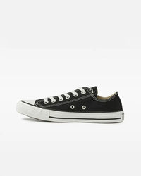 TENIS CHUCK TAYLOR ALL STAR PRETO