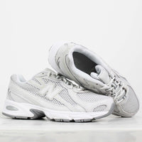 Tênis New Balance 740 Cinza