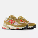 Tênis New Balance 9060 Haze True Red