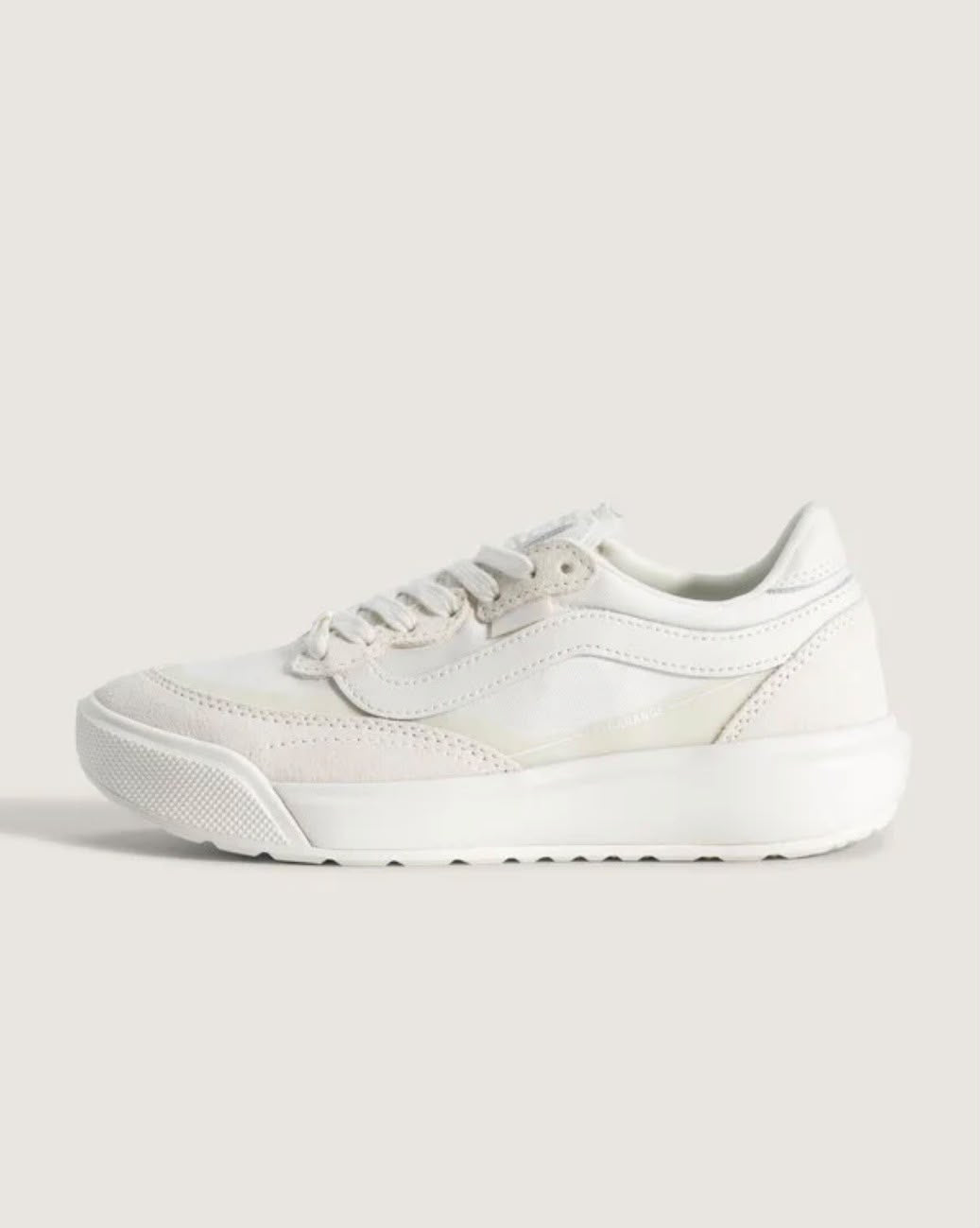 Tenis Vans Ultrarange Se 2.0  Marshmallow