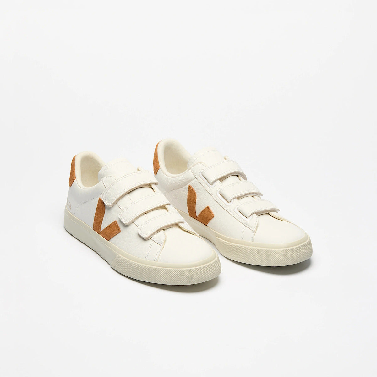 Tênis Veja Recife Leather Extra White Umber