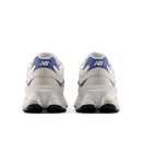 Tênis New Balance 9060 Bege Claro Azul Escuro