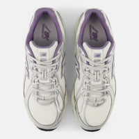 Tênis Feminino New Balance 740 Branco e Roxo