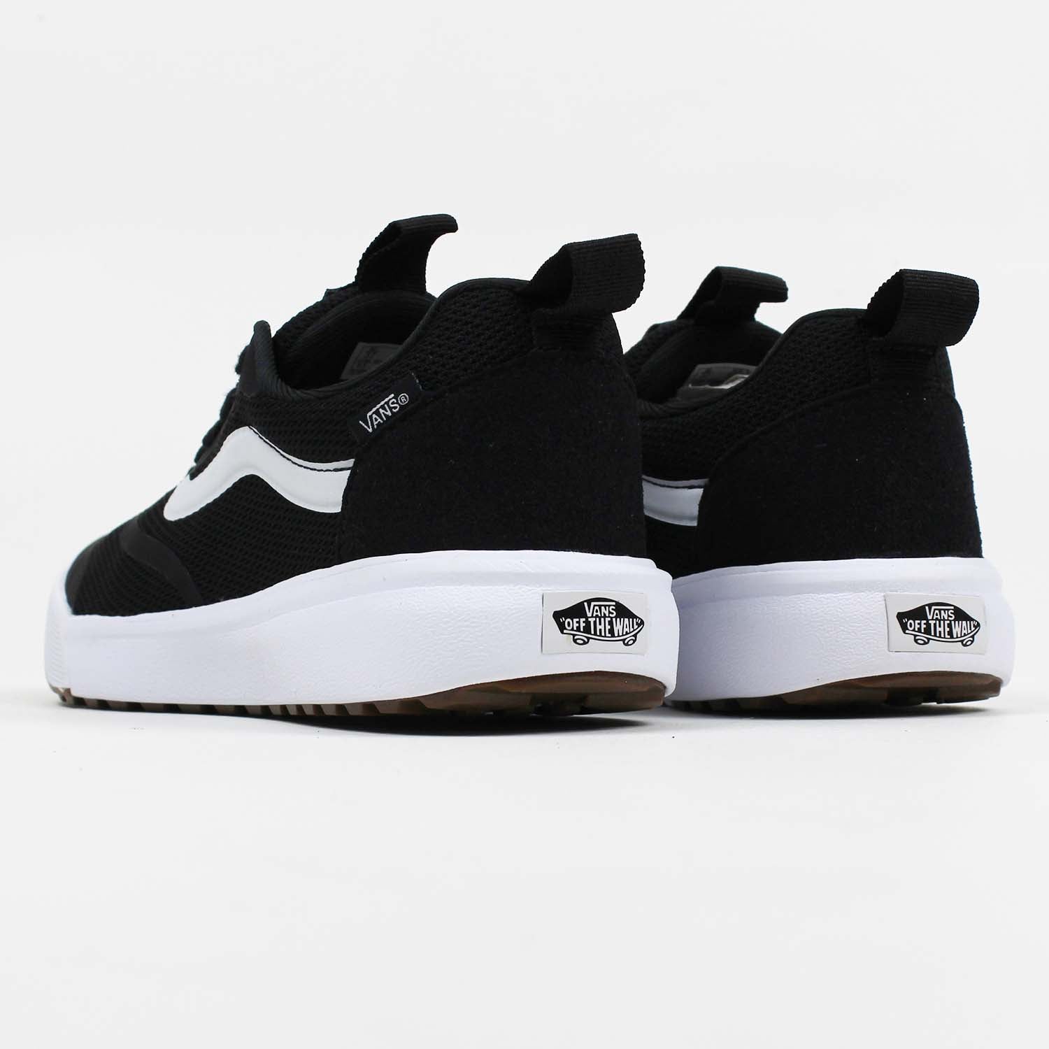 Tênis Vans UltraRange Preto e Branco