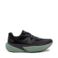 Tênis New Balance FuelCell Rebel V5 Preto Verde Claro