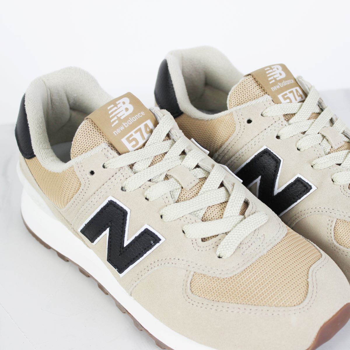 Tênis New Balance Bege 574v2 Unisex