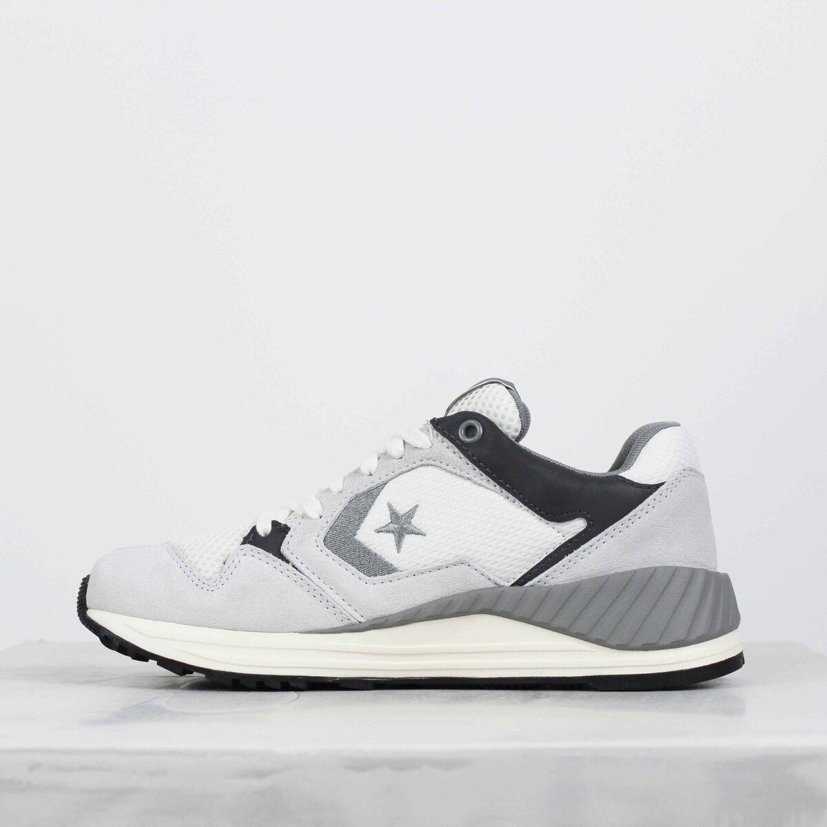 Tênis Converse Wave Trainer Vintage White Egret Classic