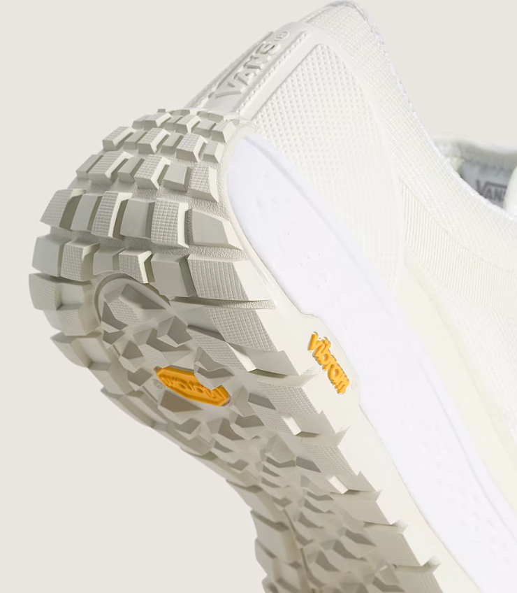 Tenis Vans Old Skool 36 Trail Off White