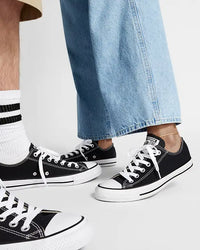 TENIS CHUCK TAYLOR ALL STAR PRETO