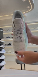 Tênis New Balance 550 Cinza