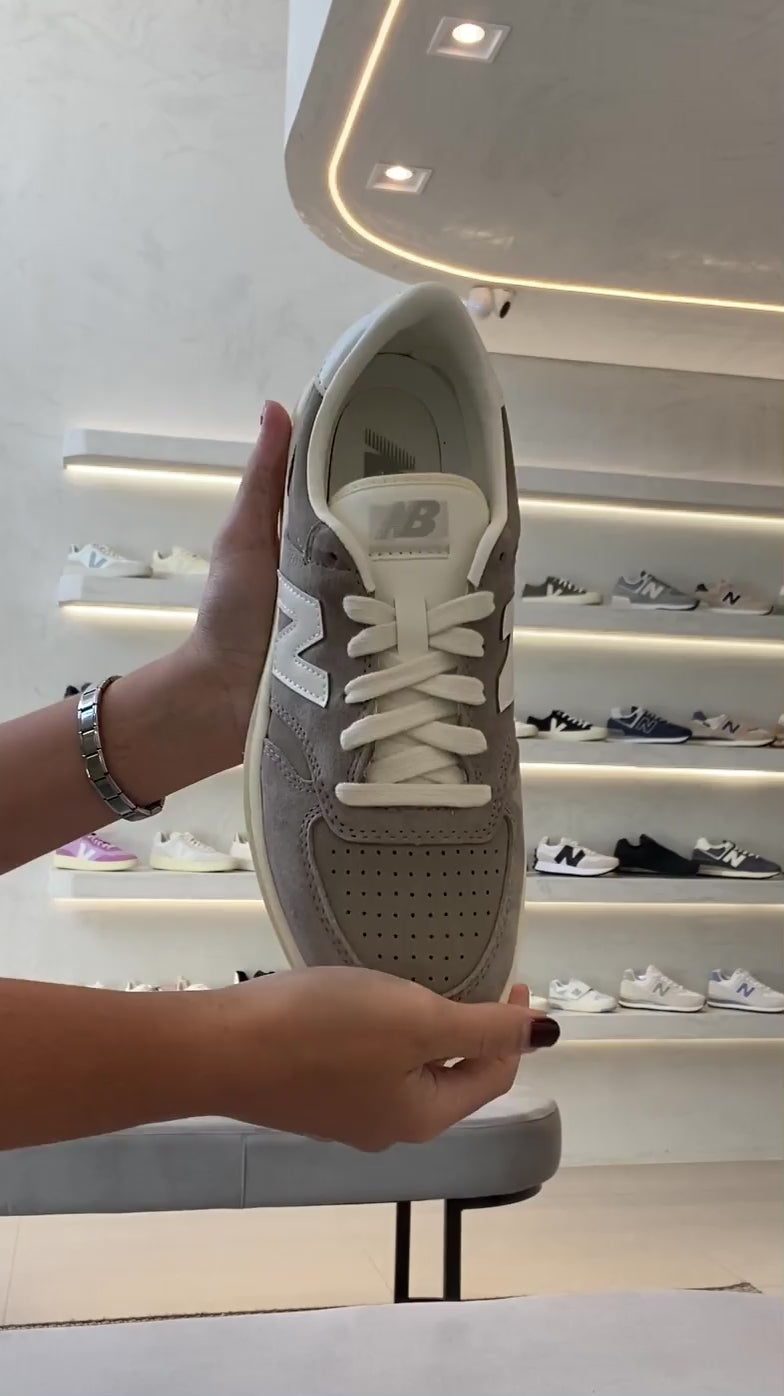 Tênis New Balance CT500 Nude Mushroom