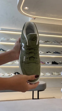 Tênis New Balance 550 Verde Oliva