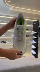 Tênis Hoka Clifton 9
