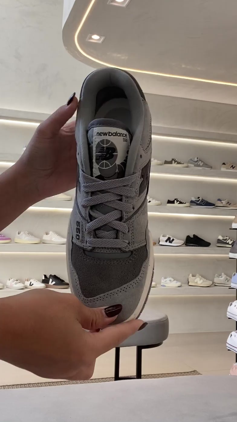Tênis New Balance 550 Team Away Grey