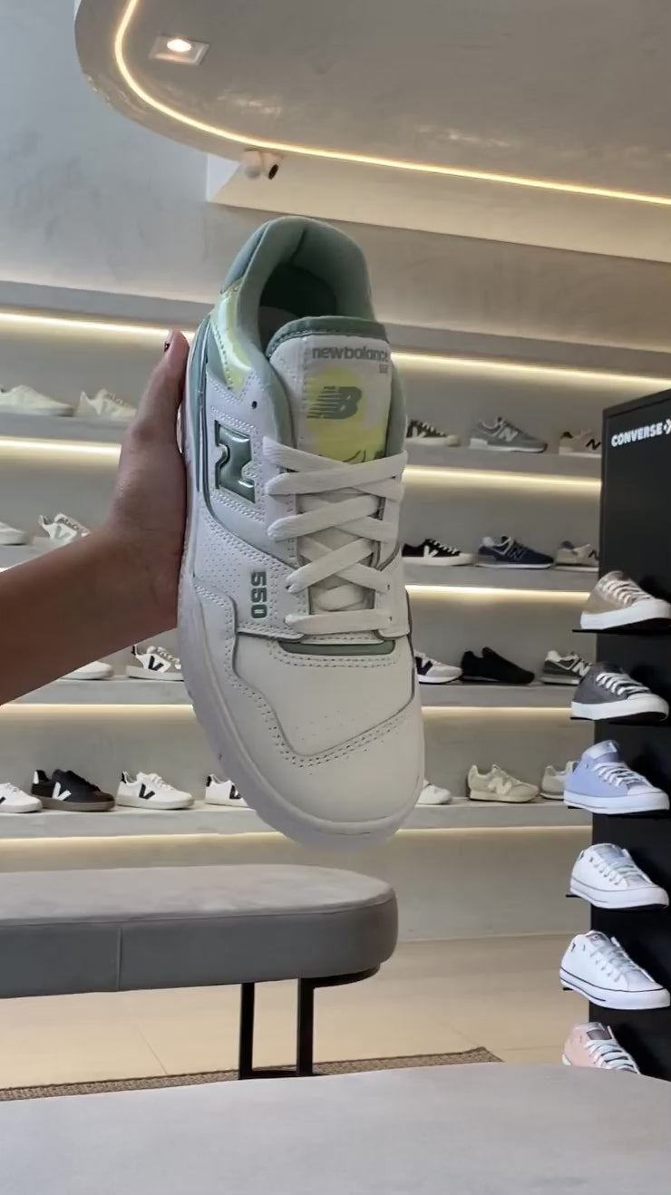 Tênis New Balance 550 White Clay Ash
