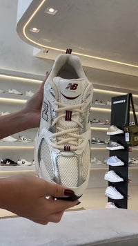Tênis New Balance 530 White Mercury Red
