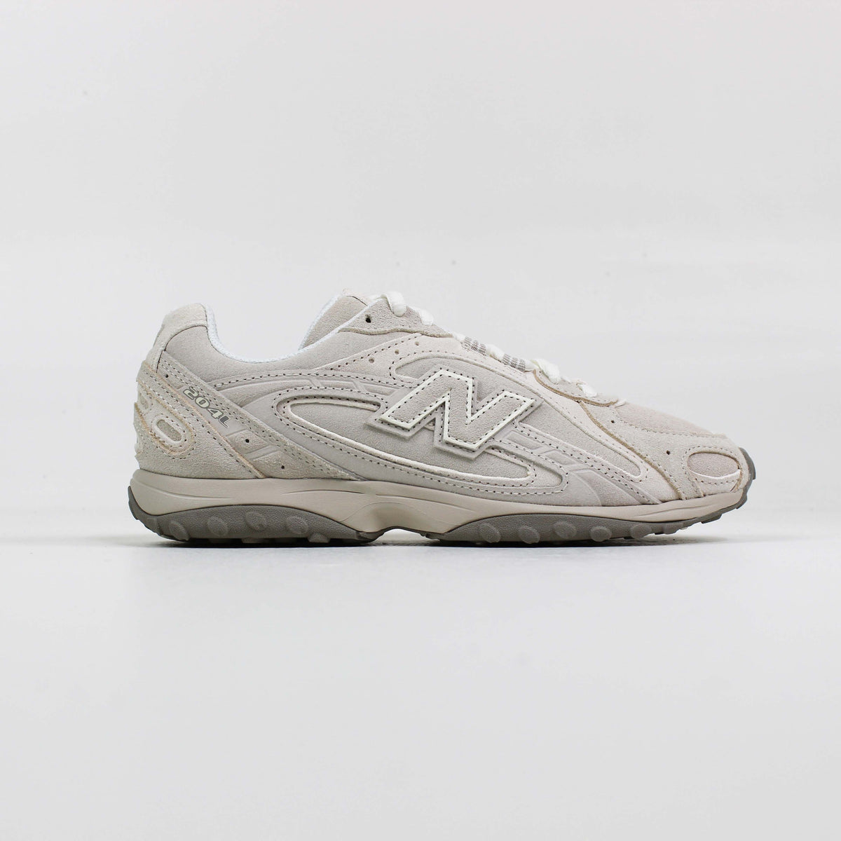 Tênis New Balance 204L Feminino Bege