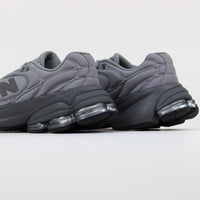 Tenis New Balance 5030 Cinza Castlerock